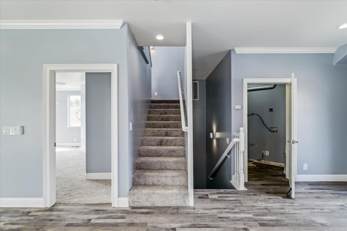 1046 Shoreline Dr, Copperopolis, CA 95228