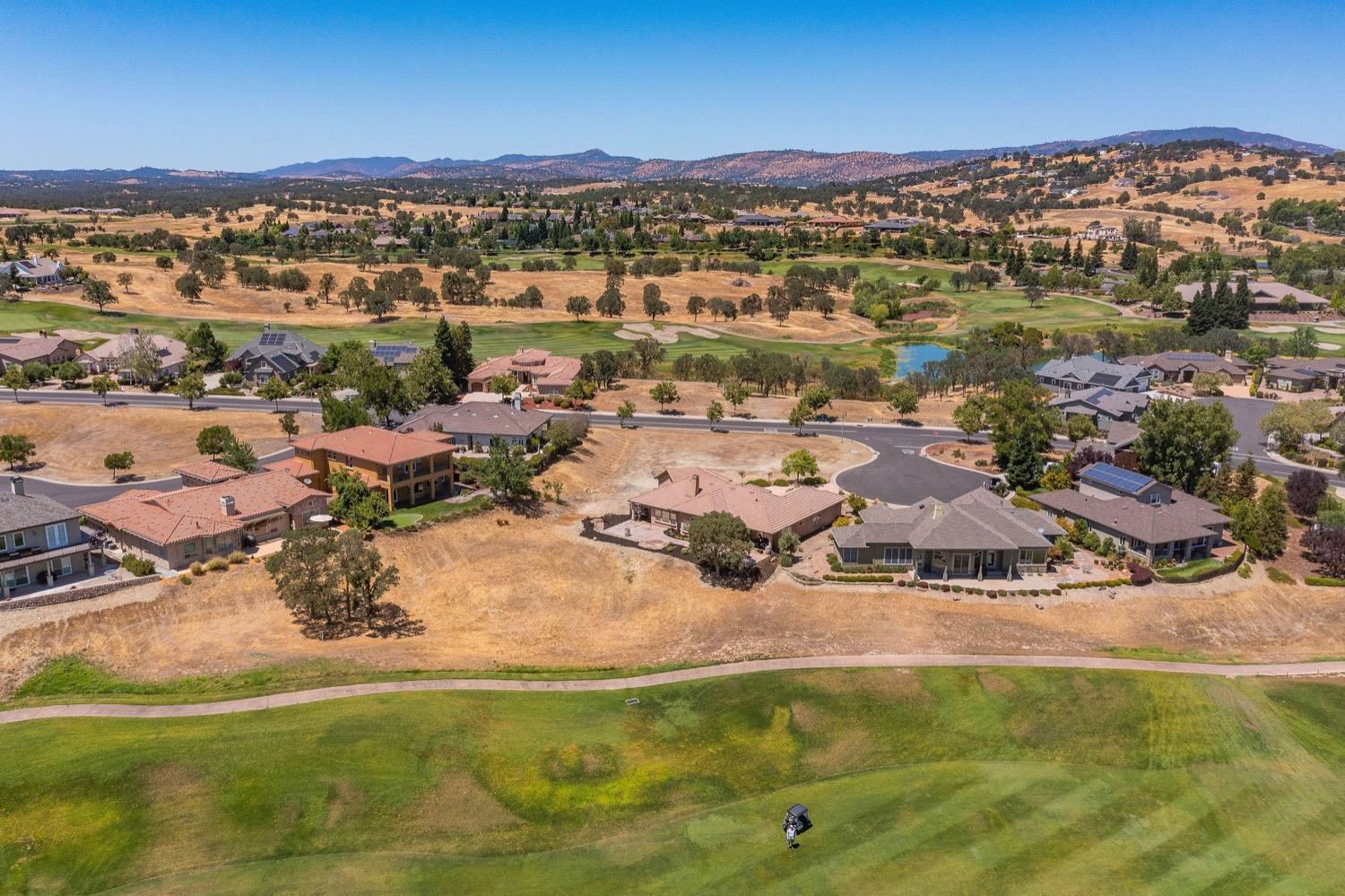 10 Flagstone Ct, Copperopolis, CA 95228