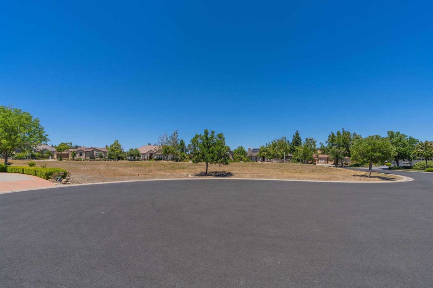 10 Flagstone Ct, Copperopolis, CA 95228