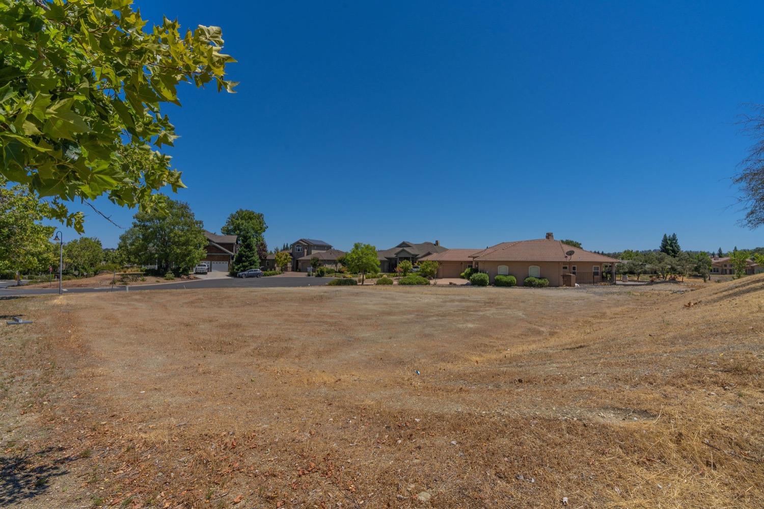 10 Flagstone Ct, Copperopolis, CA 95228
