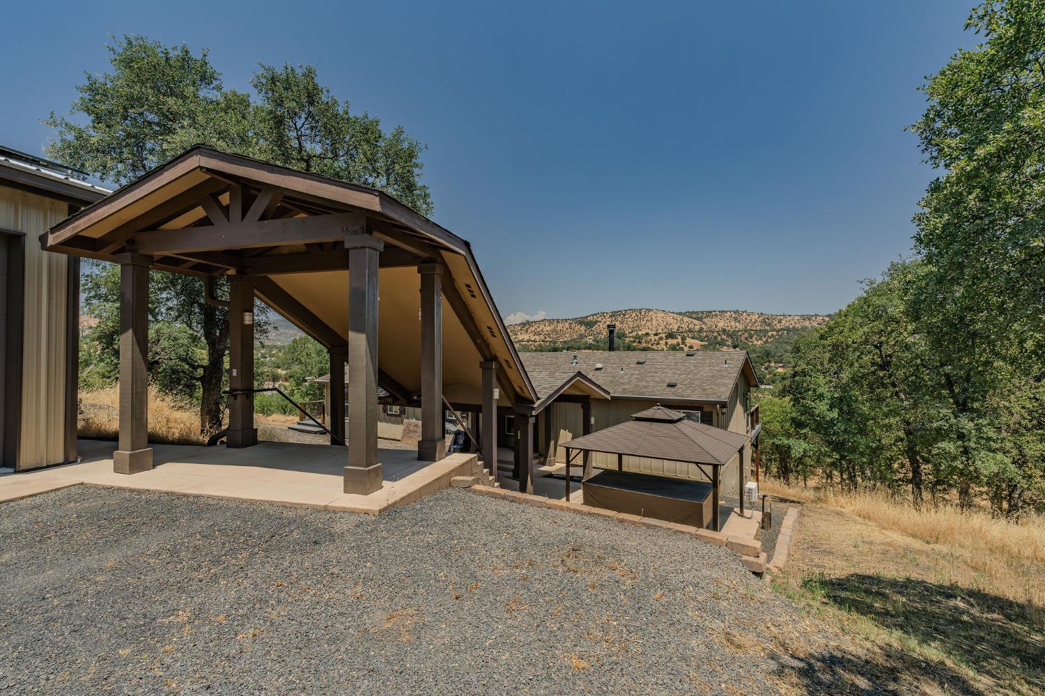 1436 Papoose Dr, Copperopolis, CA 95228