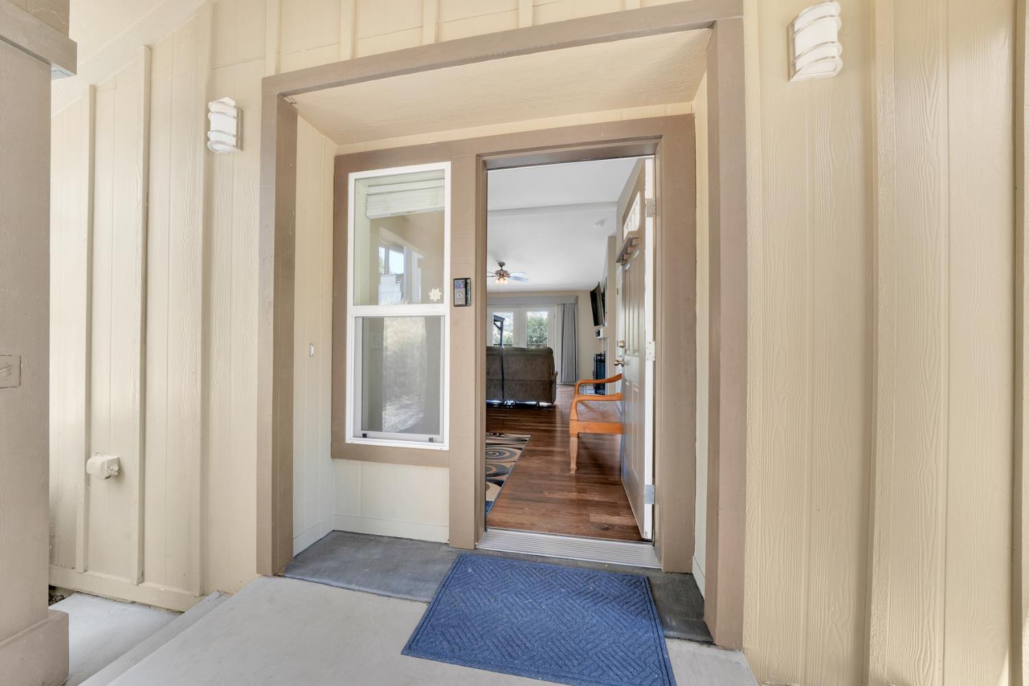 1436 Papoose Dr, Copperopolis, CA 95228