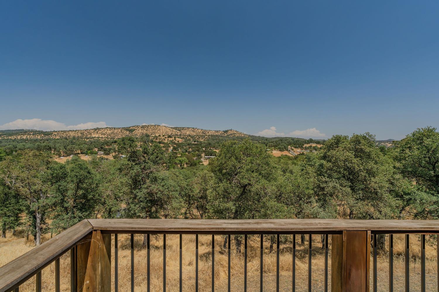 1436 Papoose Dr, Copperopolis, CA 95228