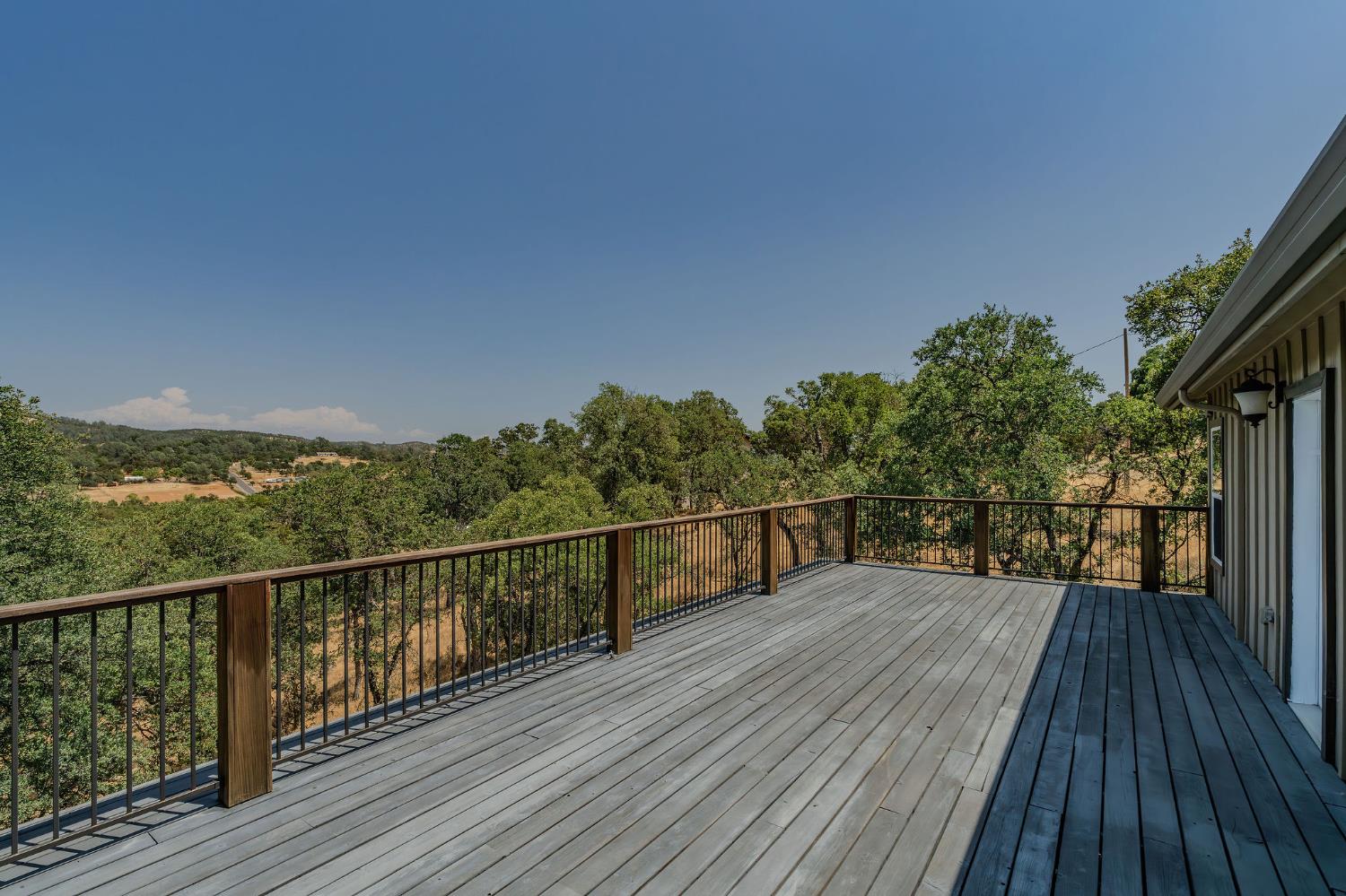 1436 Papoose Dr, Copperopolis, CA 95228