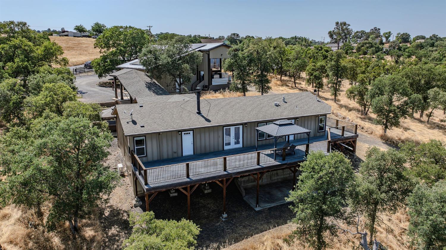 1436 Papoose Dr, Copperopolis, CA 95228