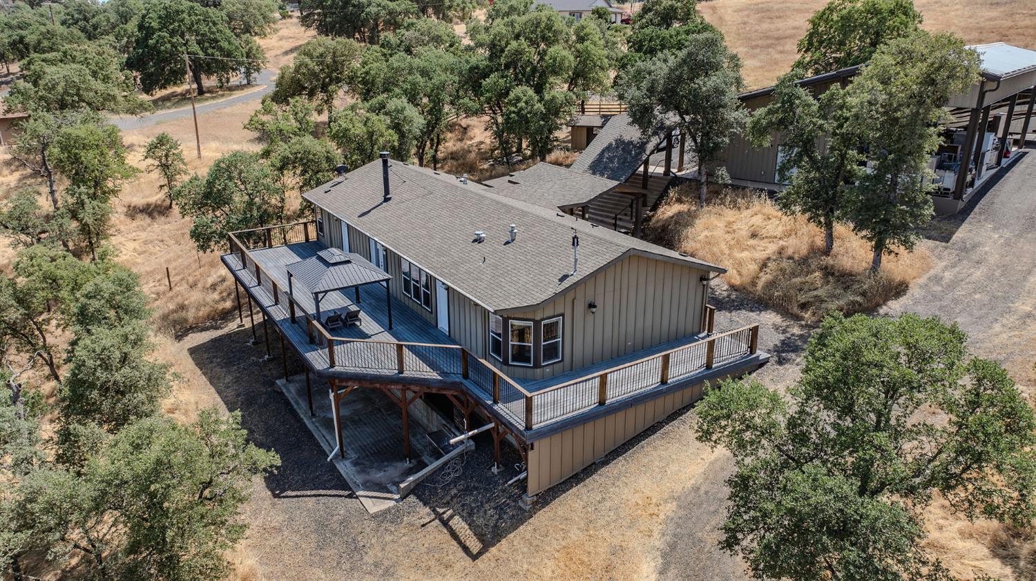 1436 Papoose Dr, Copperopolis, CA 95228