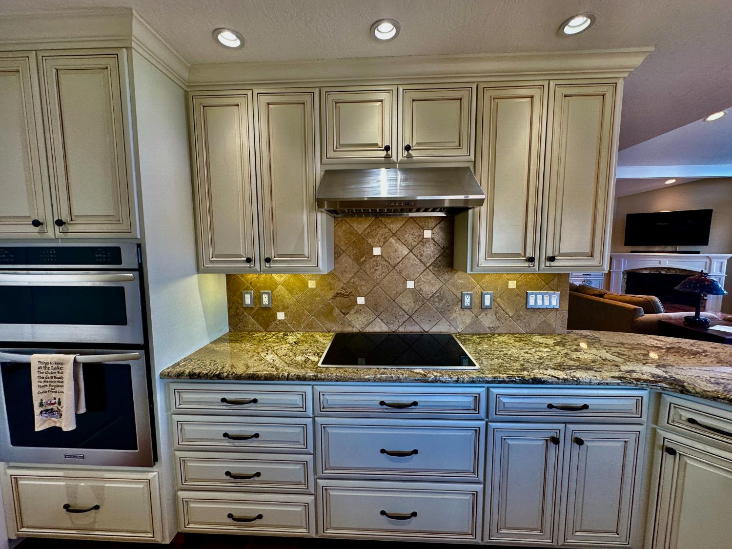 854 Poker Flat Rd, Copperopolis, CA 95228