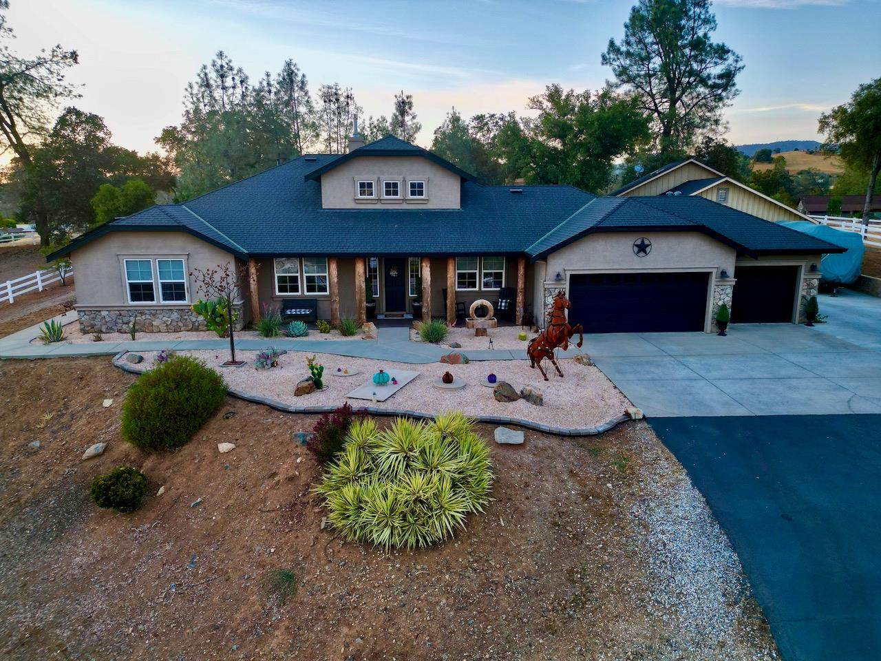 300 Bridlewood Ln, Copperopolis, CA 95228