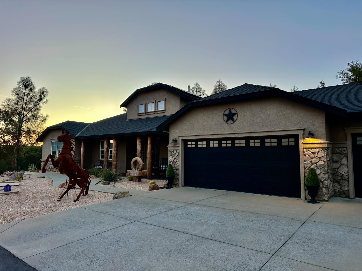 300 Bridlewood Ln, Copperopolis, CA 95228