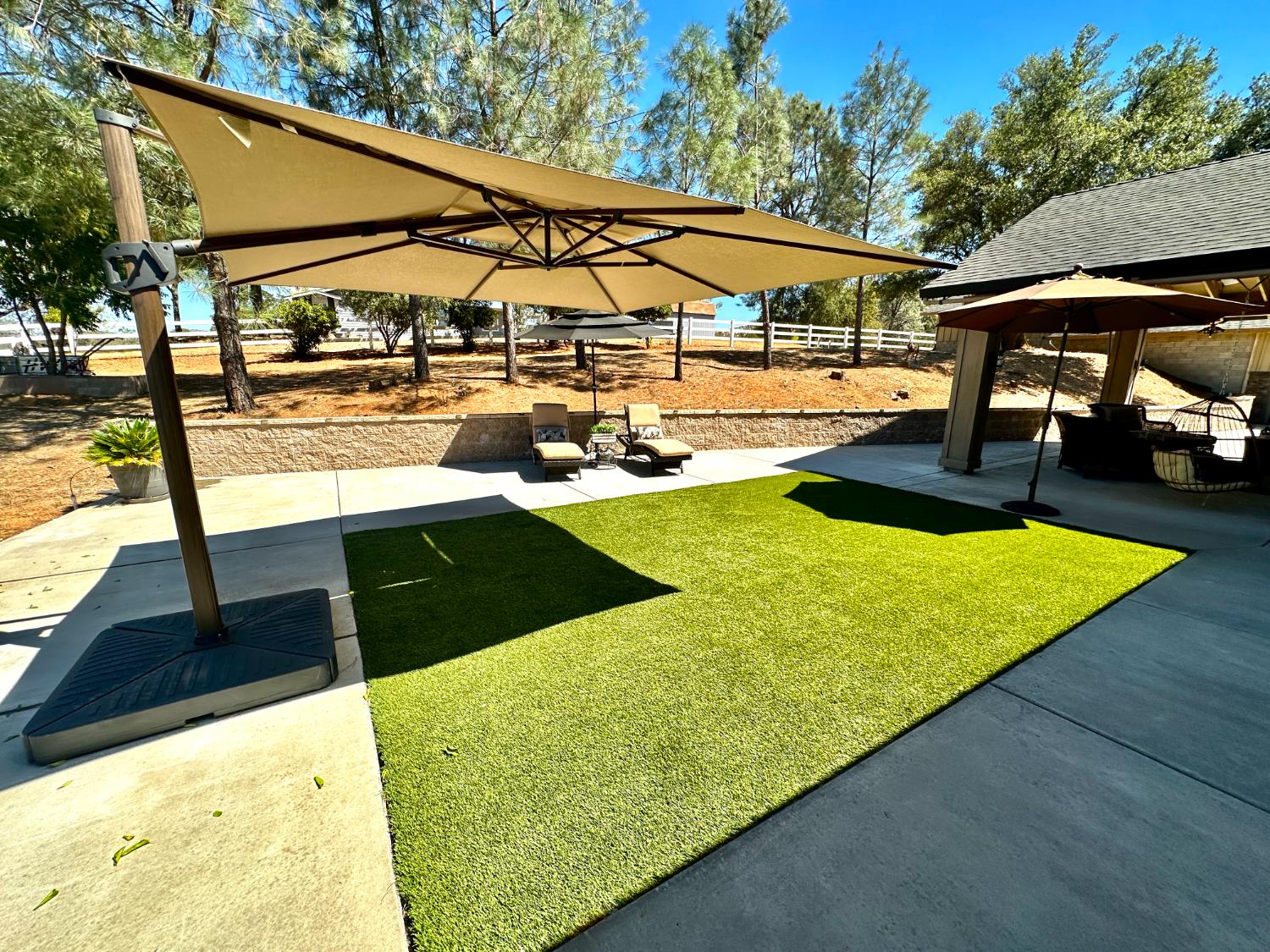 300 Bridlewood Ln, Copperopolis, CA 95228