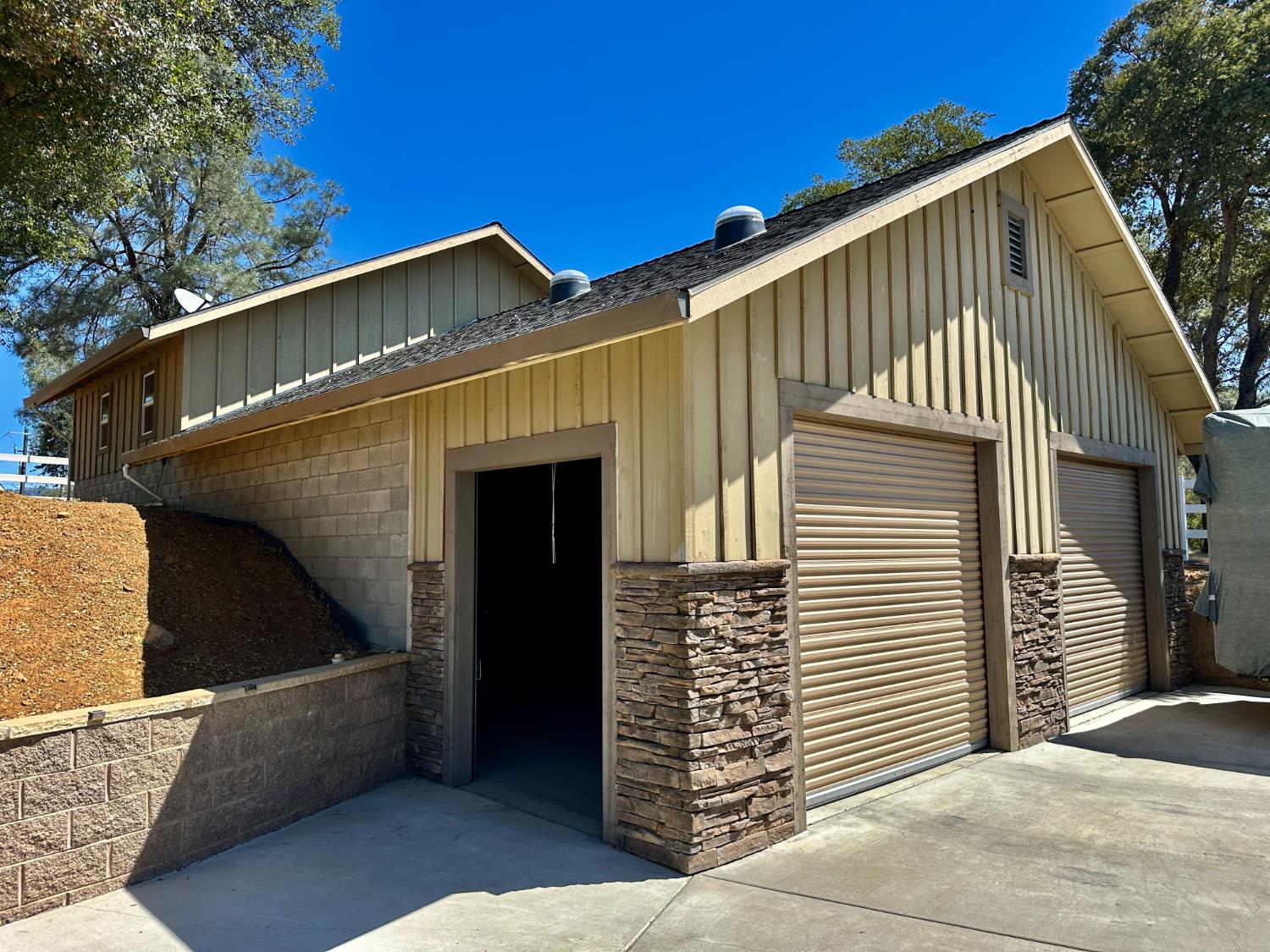300 Bridlewood Ln, Copperopolis, CA 95228