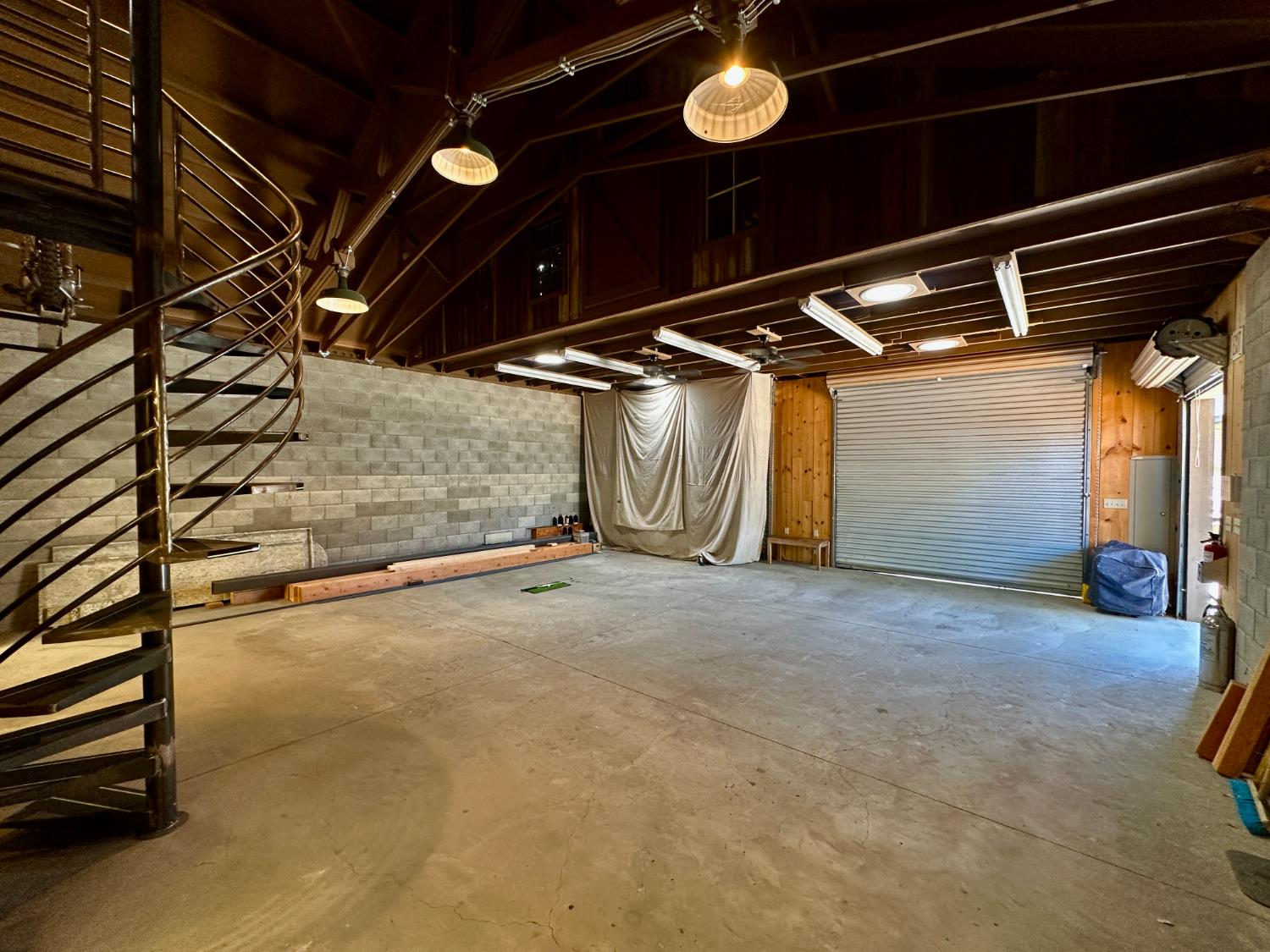 300 Bridlewood Ln, Copperopolis, CA 95228