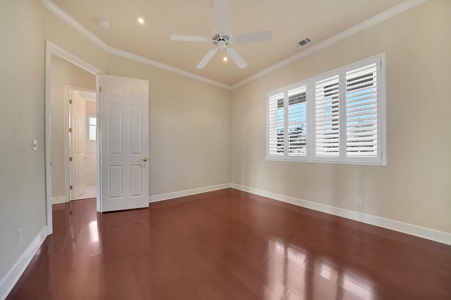 2016 Oak Creek Dr, Copperopolis, CA 95228