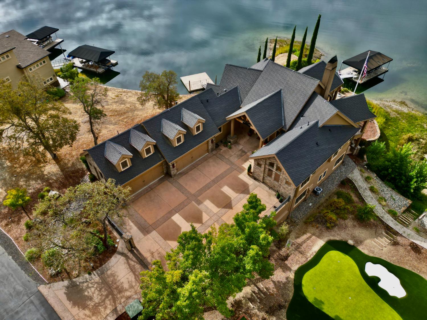 131 Sanguinetti Ct, Copperopolis, CA 95228