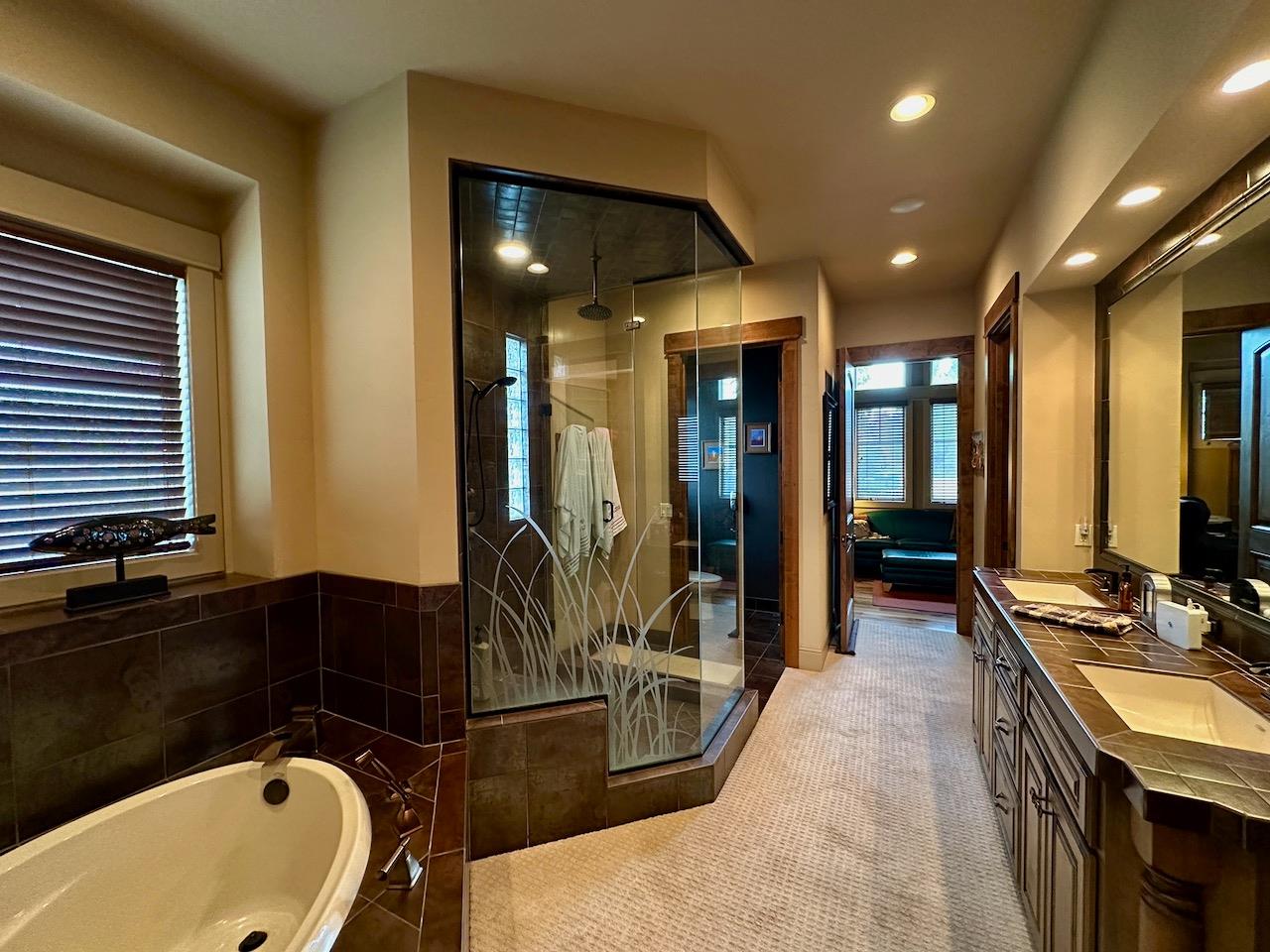 131 Sanguinetti Ct, Copperopolis, CA 95228