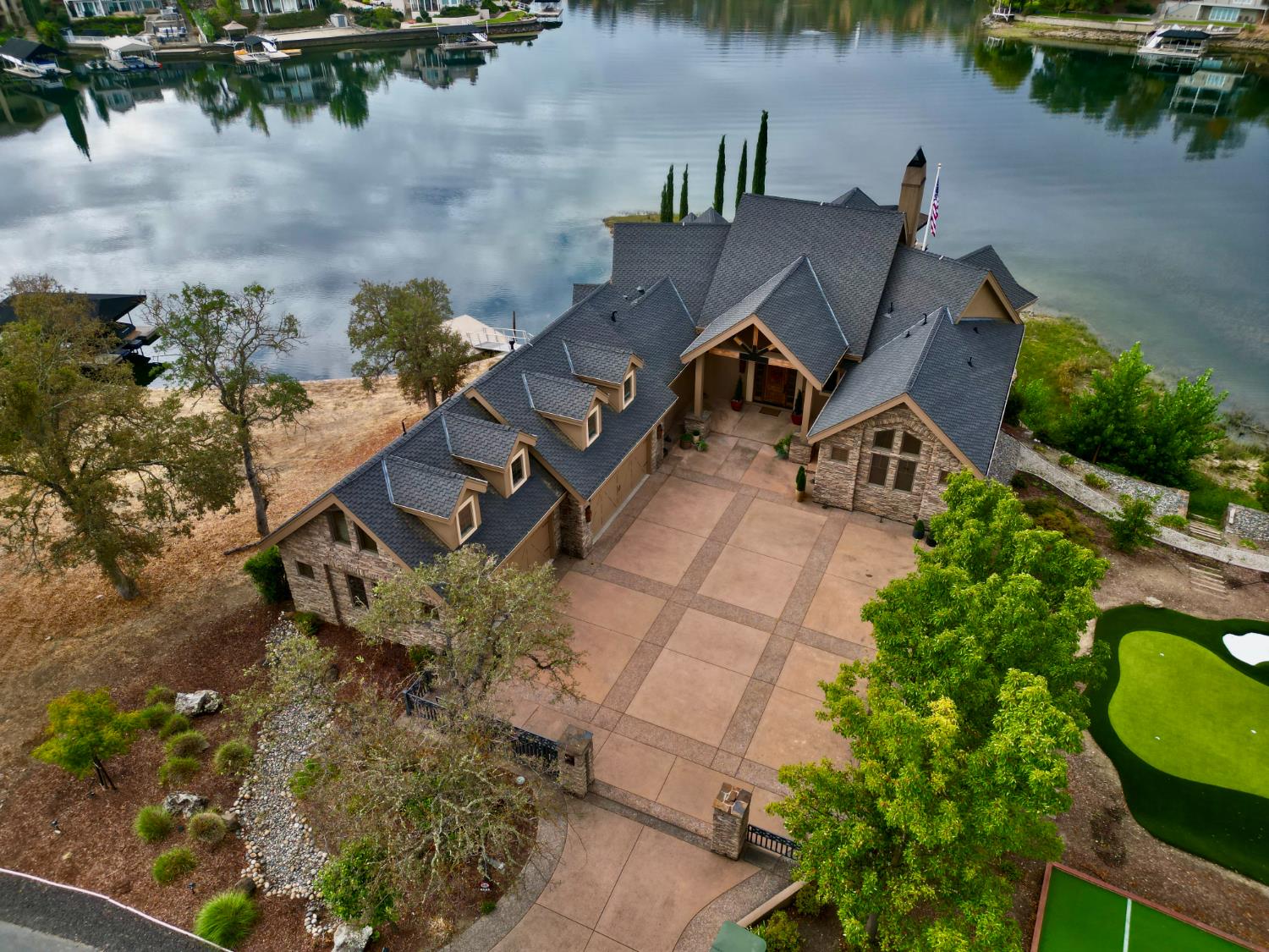 131 Sanguinetti Ct, Copperopolis, CA 95228