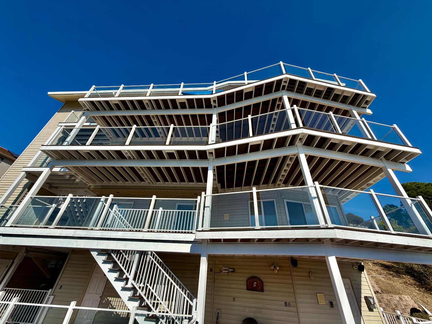 954 Poker Flat Rd, Copperopolis, CA 95228