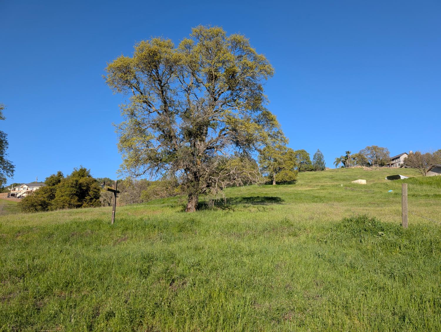 3669 Little John Rd, Copperopolis, CA 95228