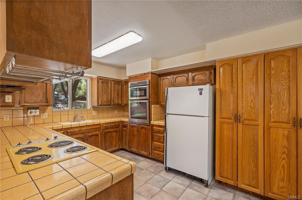 32413 Chickasaw Rd, Coarsegold, CA 93614