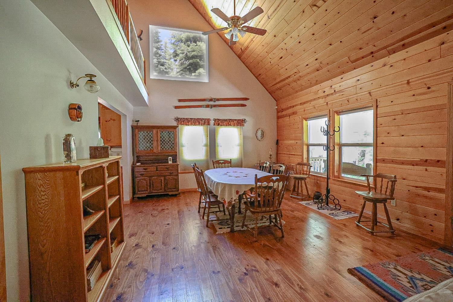67922 Beasore Rd, Bass Lake, CA 95604
