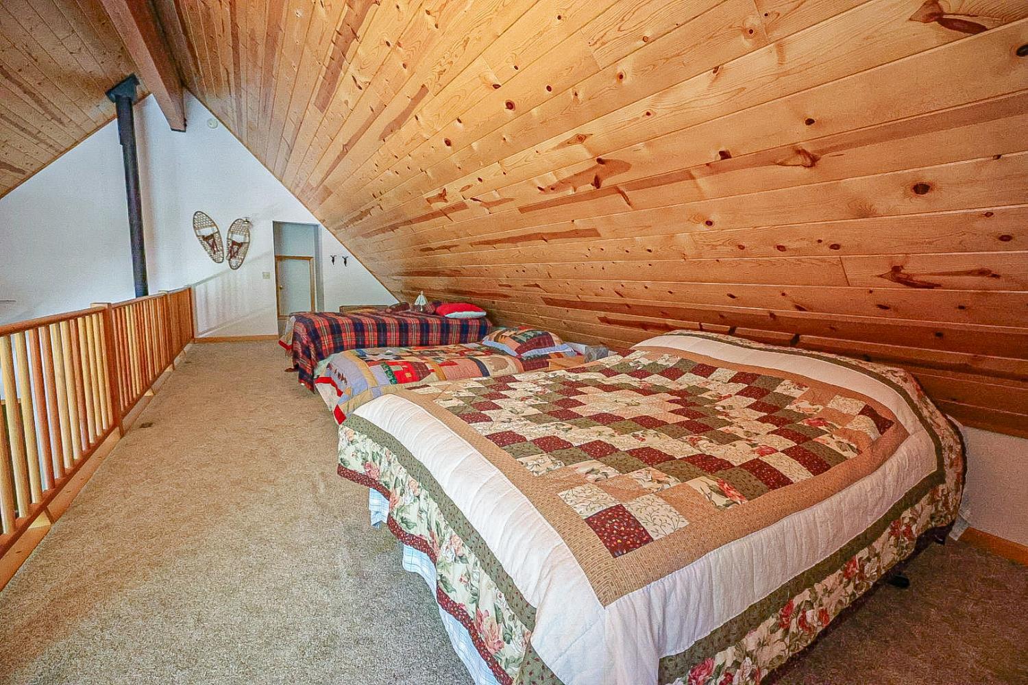 67922 Beasore Rd, Bass Lake, CA 95604