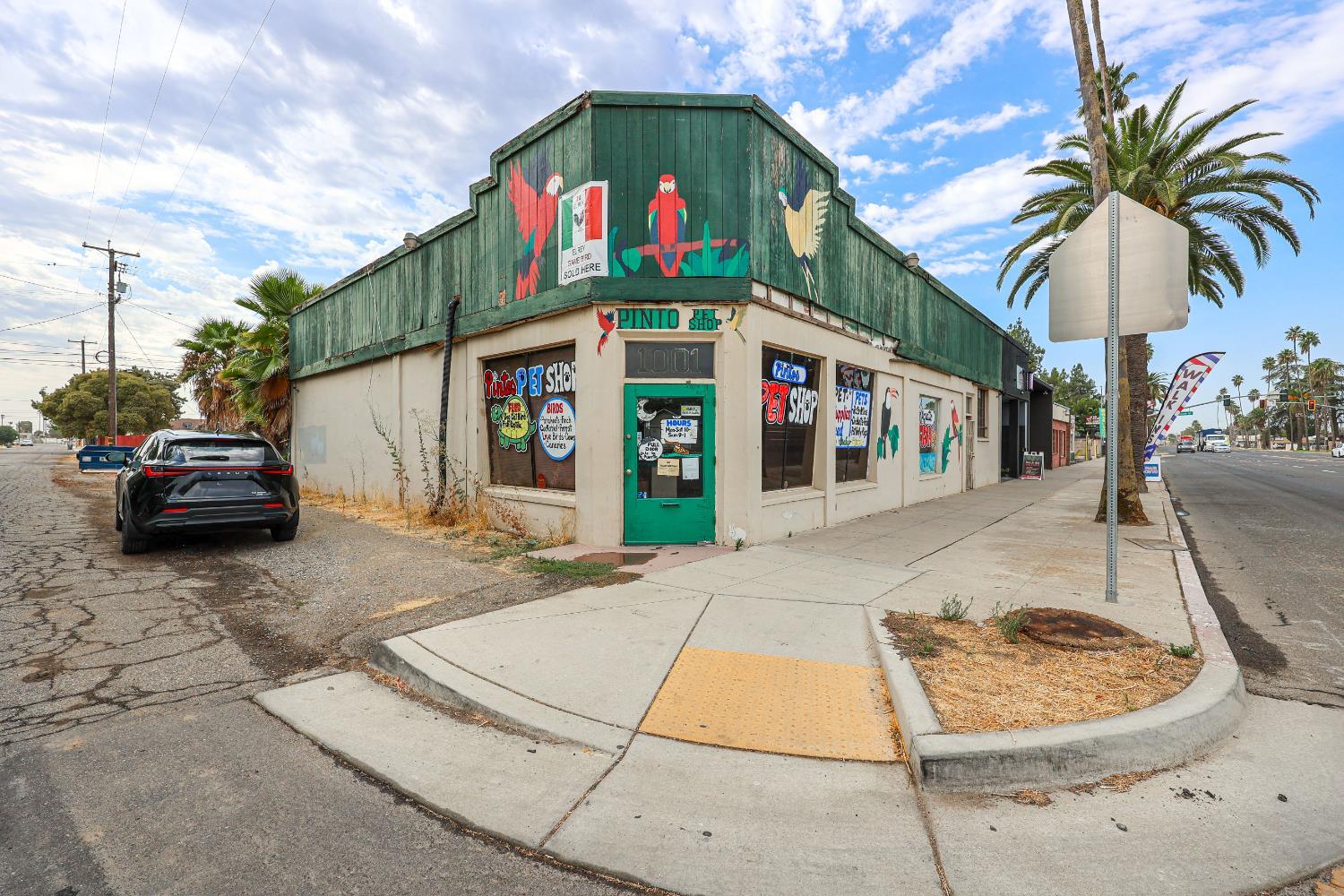 1005 Robertson Blvd, Chowchilla, CA 93610