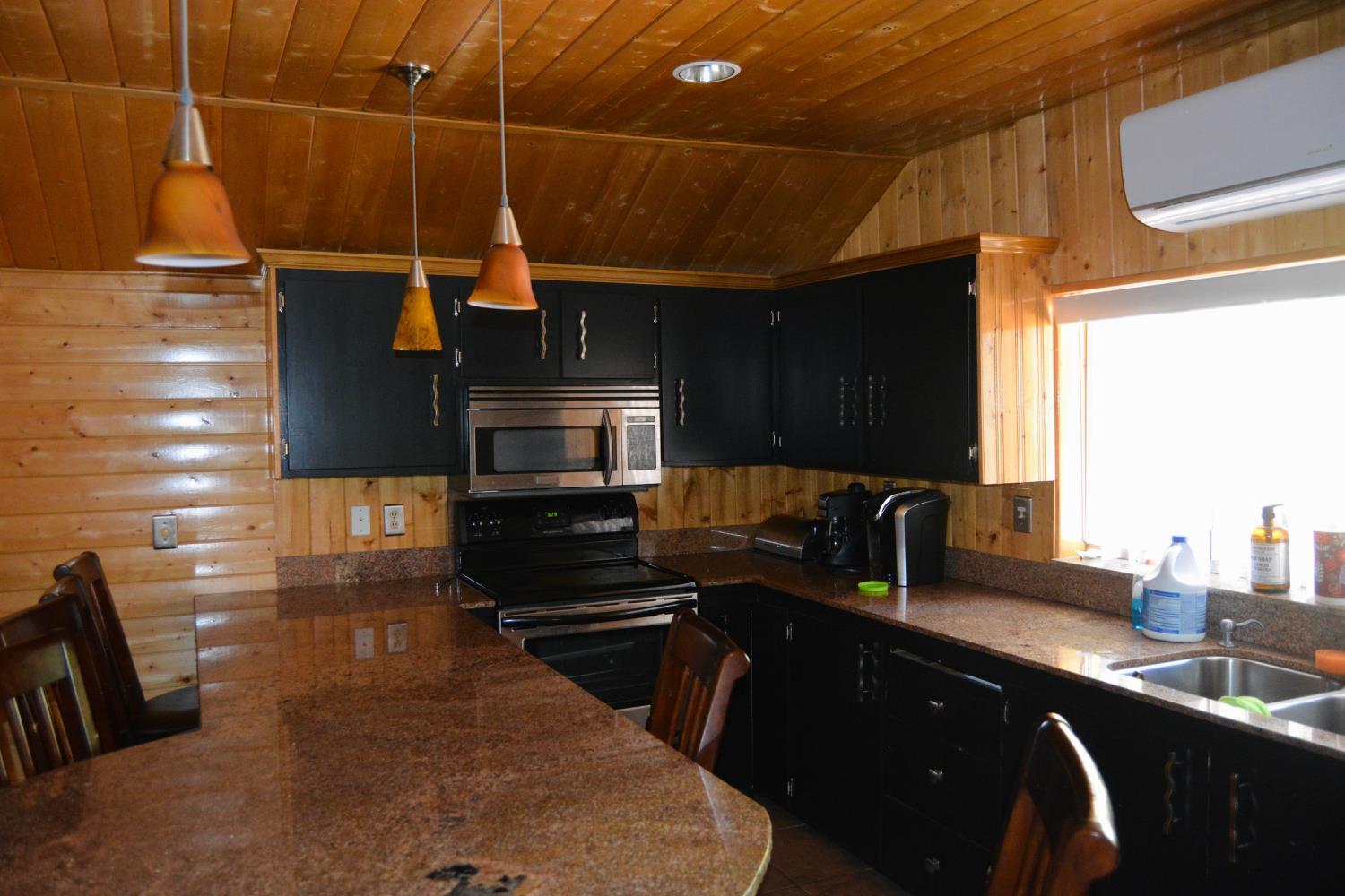 39656 Red Bud, Bass Lake, CA 93604