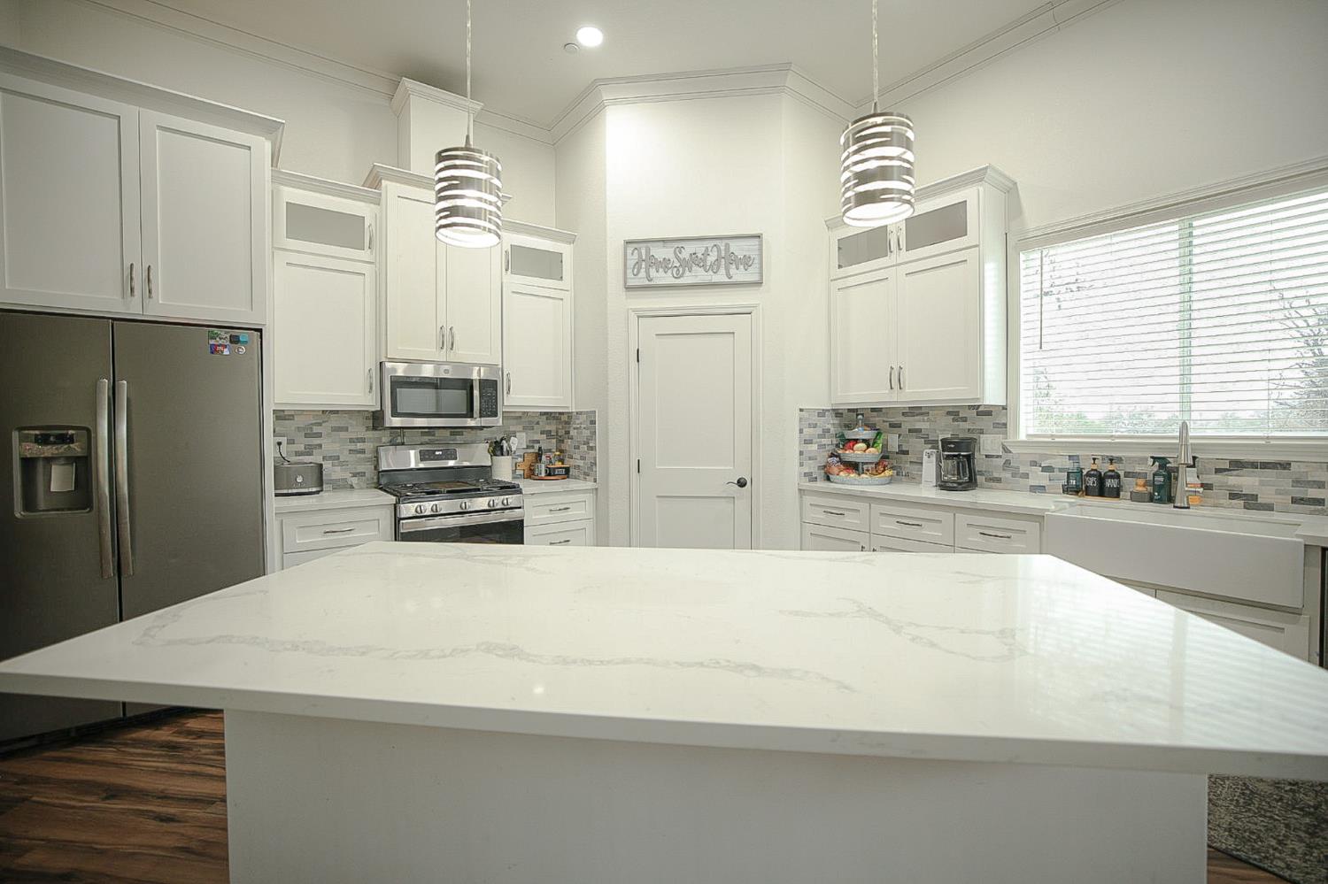 43243 Long Hollow Dr, Coarsegold, CA 93614