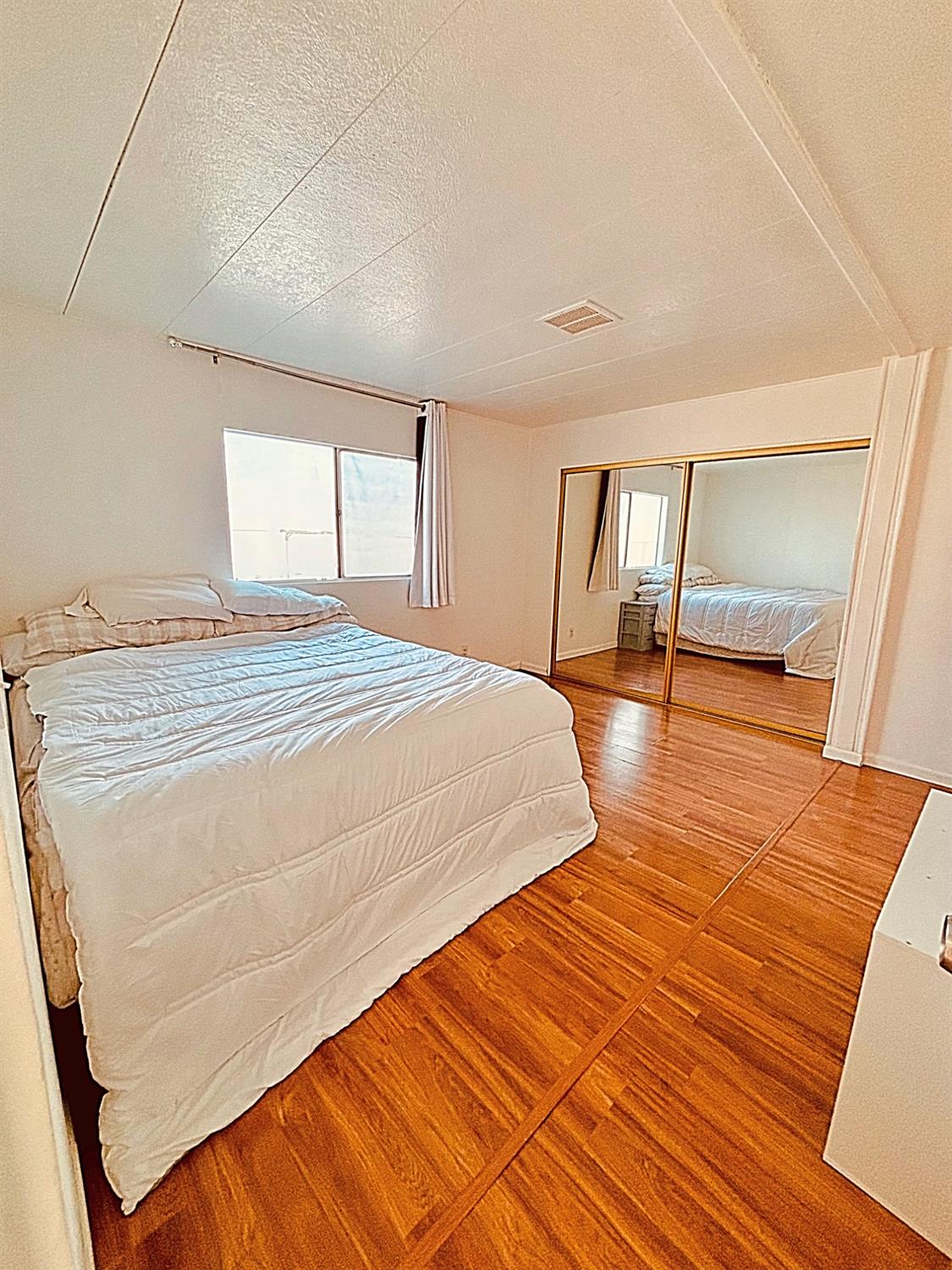 260 W Comet St, Gustine, CA 93635