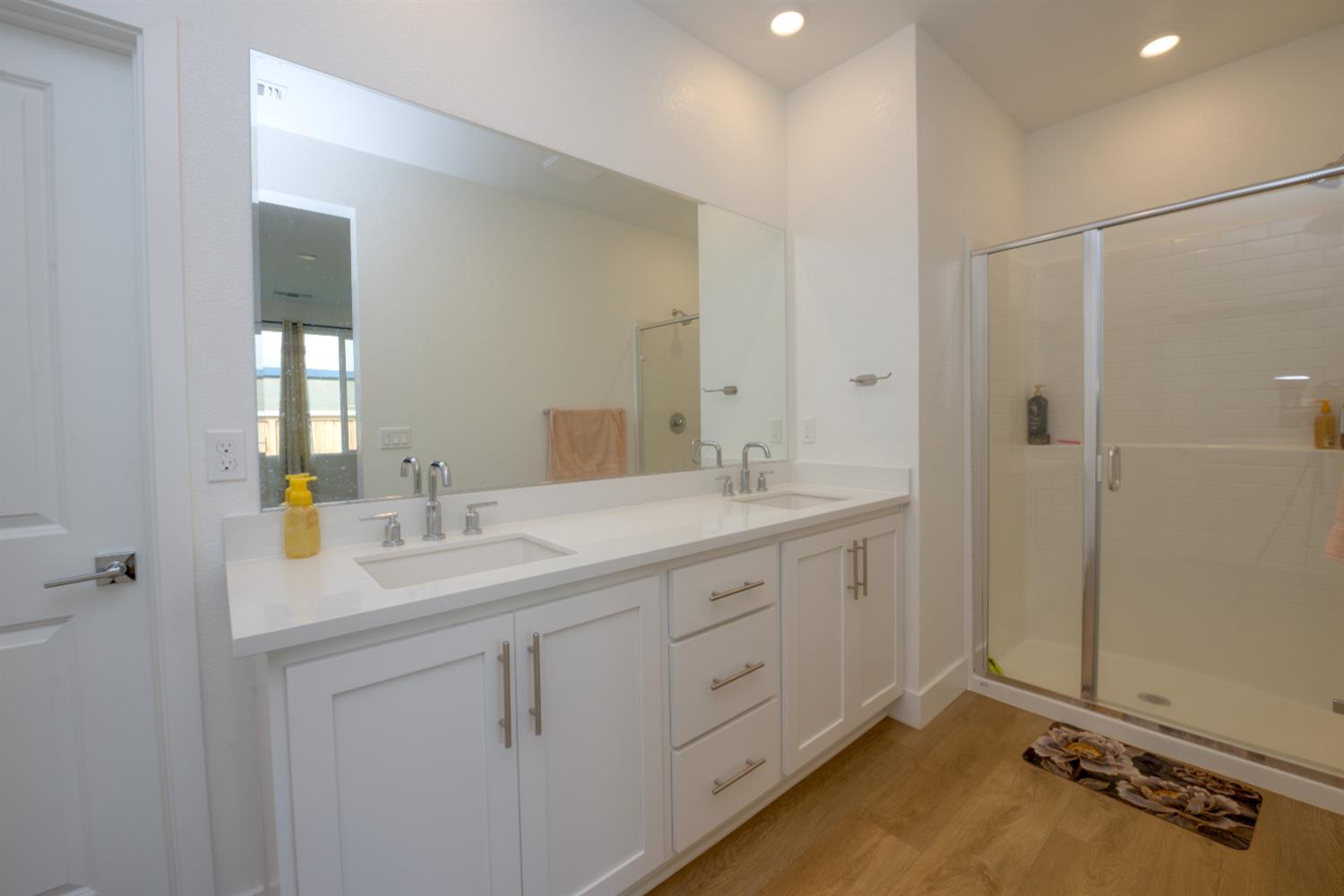 2209 S Greenhorn Rd, Patterson, CA 95363