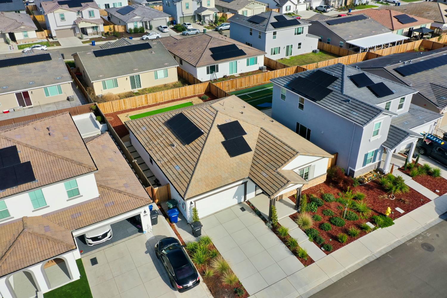 2209 S Greenhorn Rd, Patterson, CA 95363