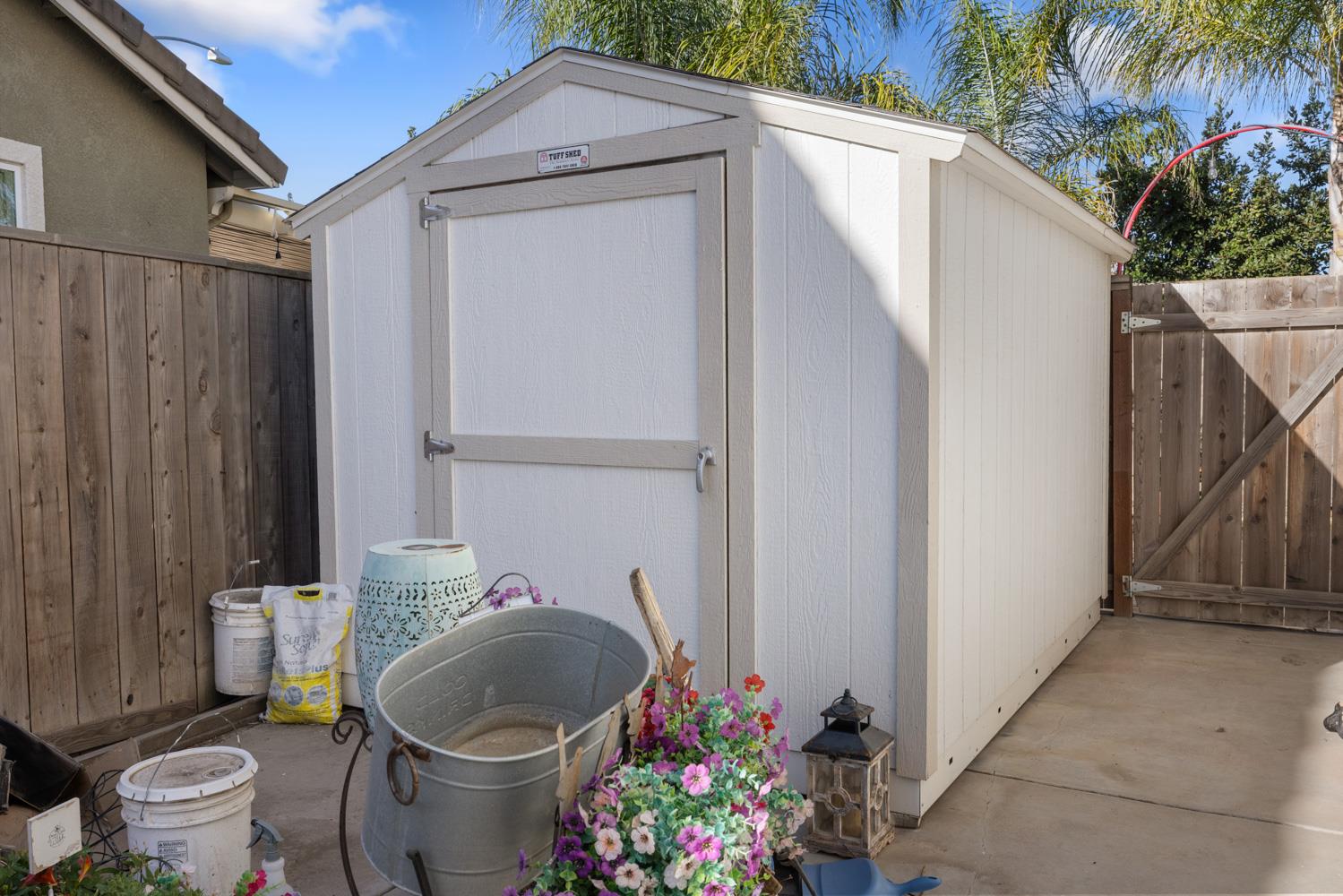 2908 Westport Cir, Oakdale, CA 95361