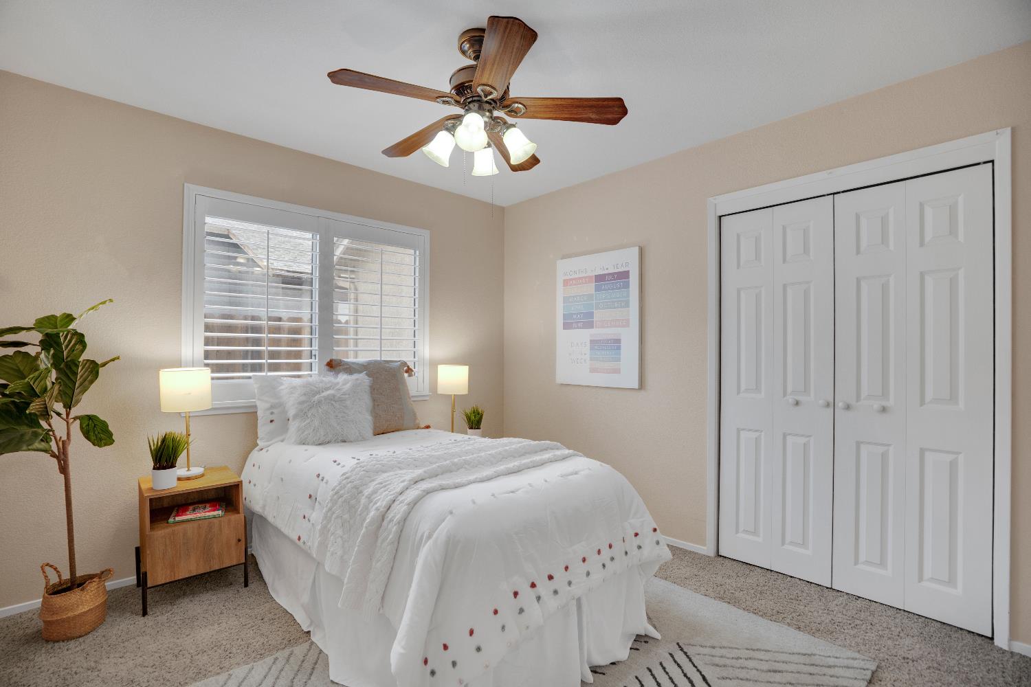 580 Shawn Vines Ave, Oakdale, CA 95361