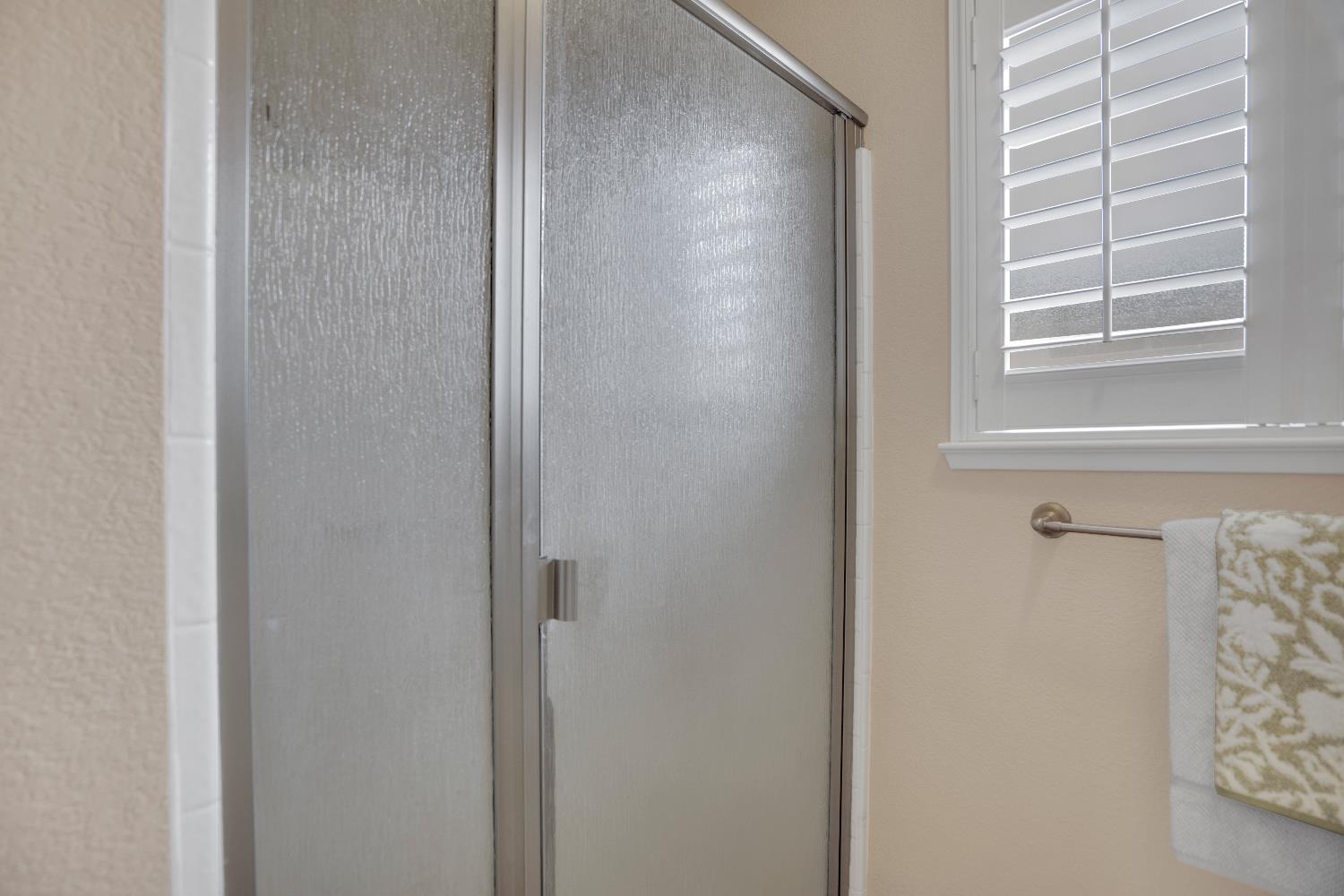 580 Shawn Vines Ave, Oakdale, CA 95361