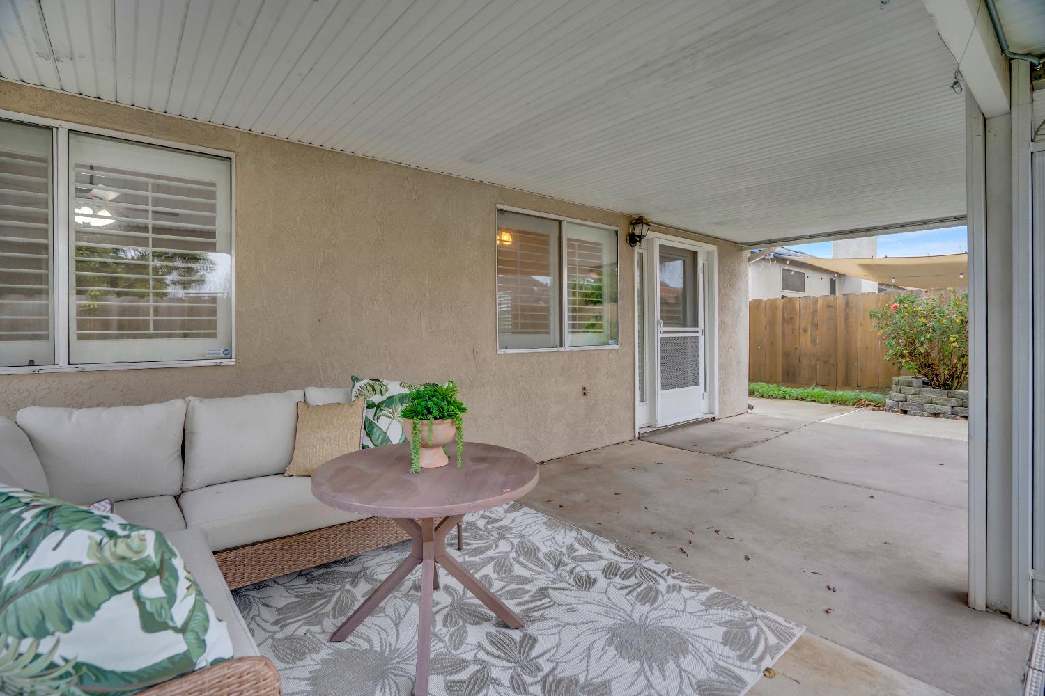 580 Shawn Vines Ave, Oakdale, CA 95361