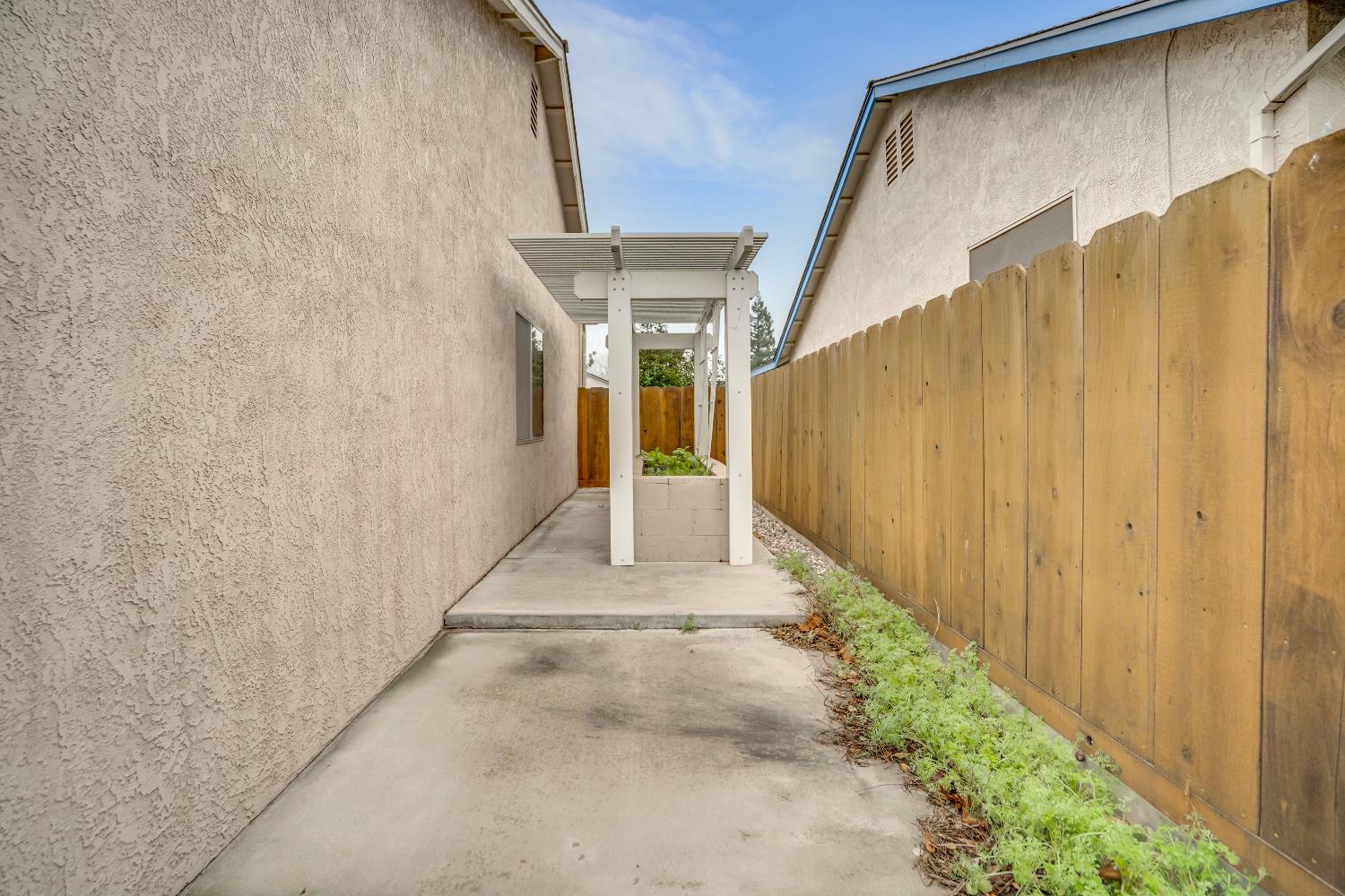 580 Shawn Vines Ave, Oakdale, CA 95361