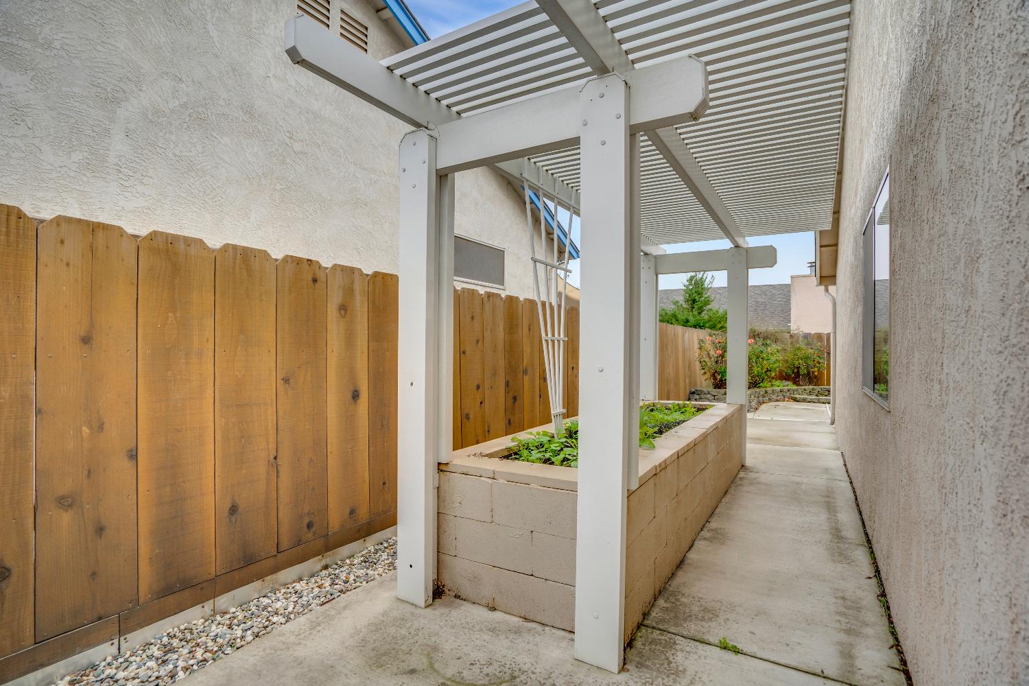 580 Shawn Vines Ave, Oakdale, CA 95361