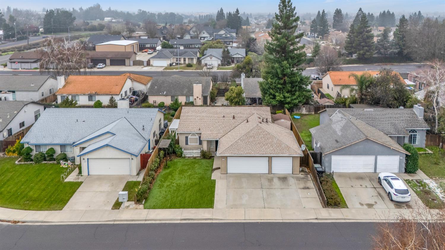 580 Shawn Vines Ave, Oakdale, CA 95361