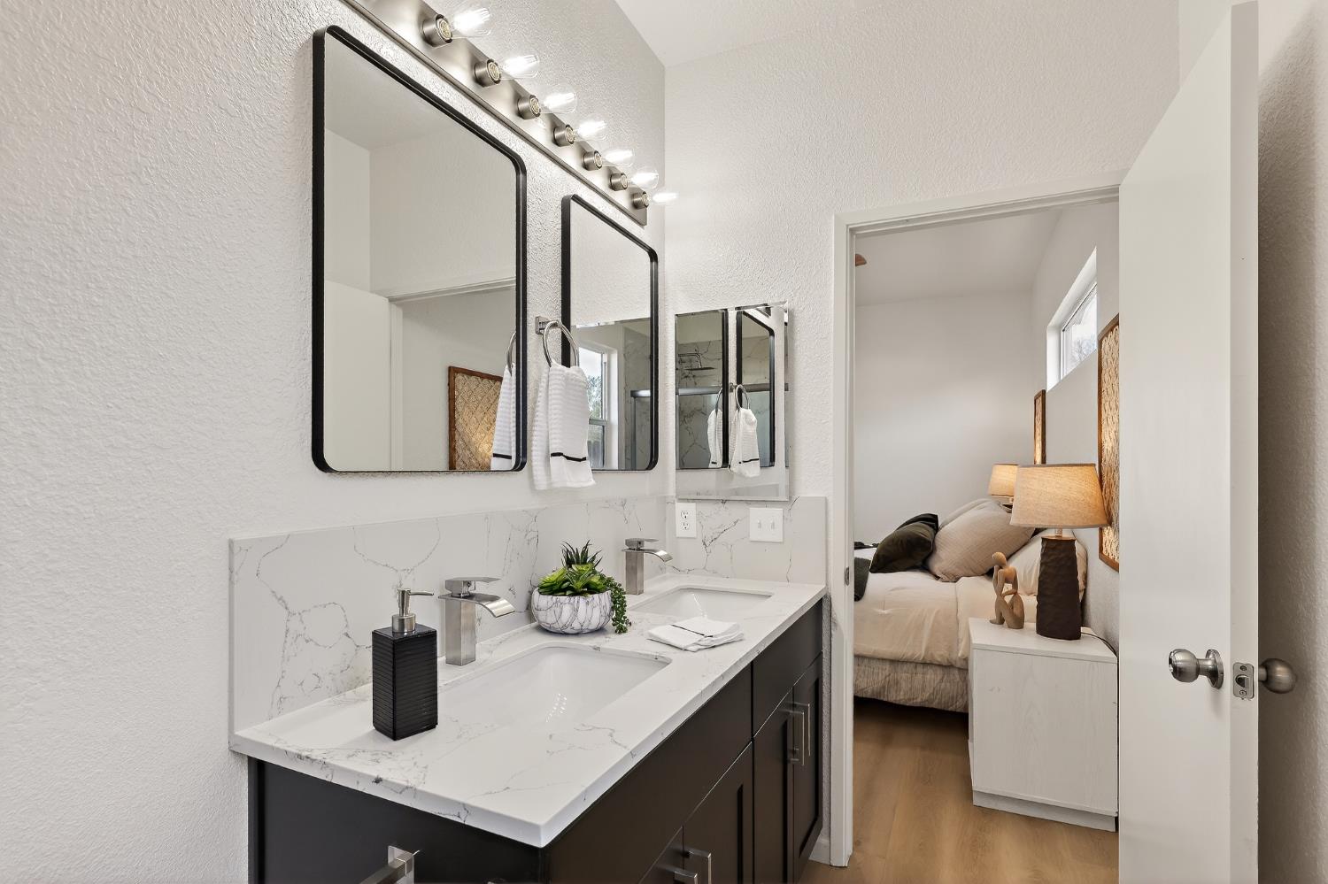 725 Snead Ct, Atwater, CA 95301