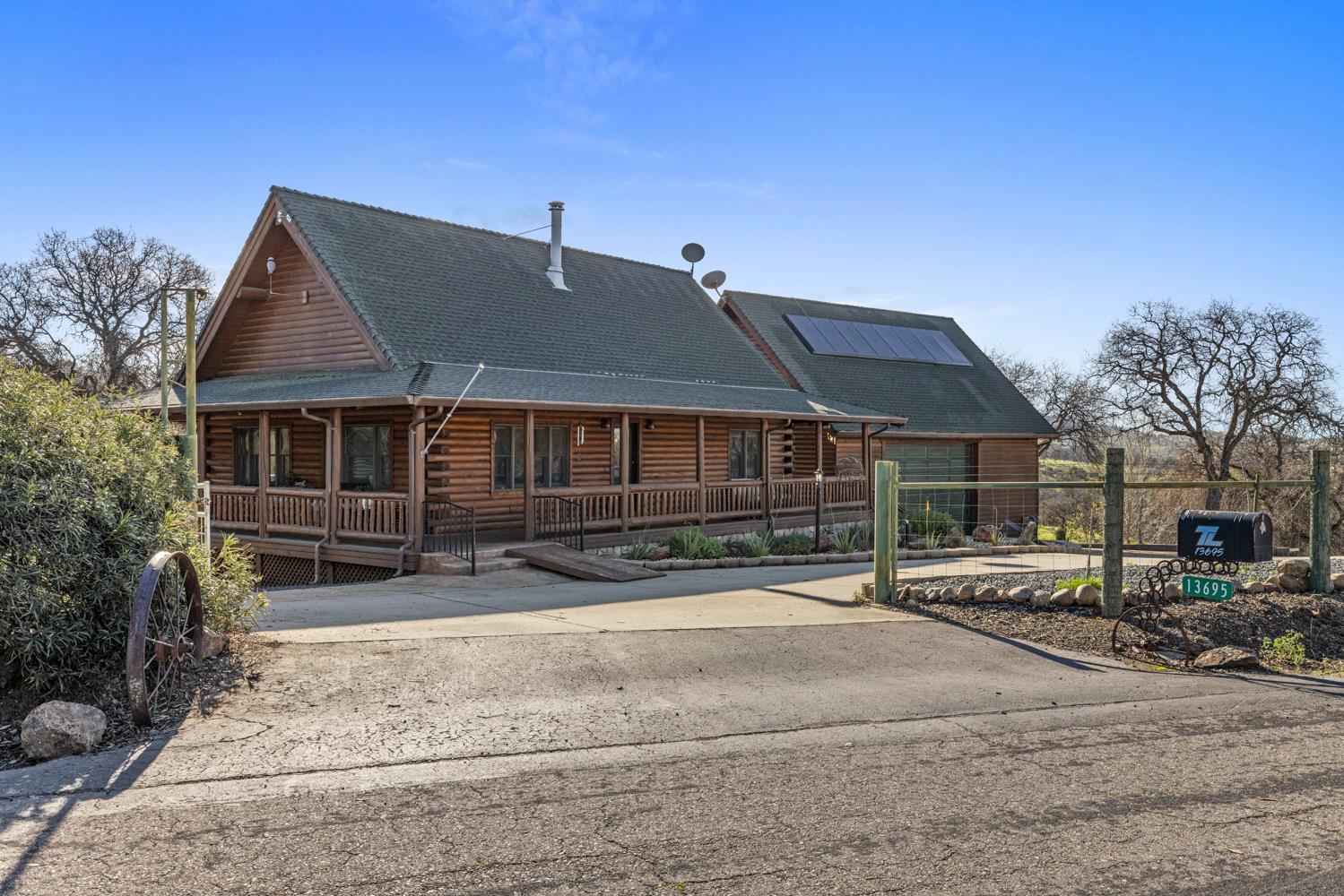 13695 Barro Ct, La Grange, CA 95329