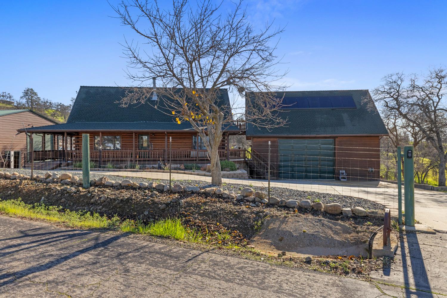 13695 Barro Ct, La Grange, CA 95329