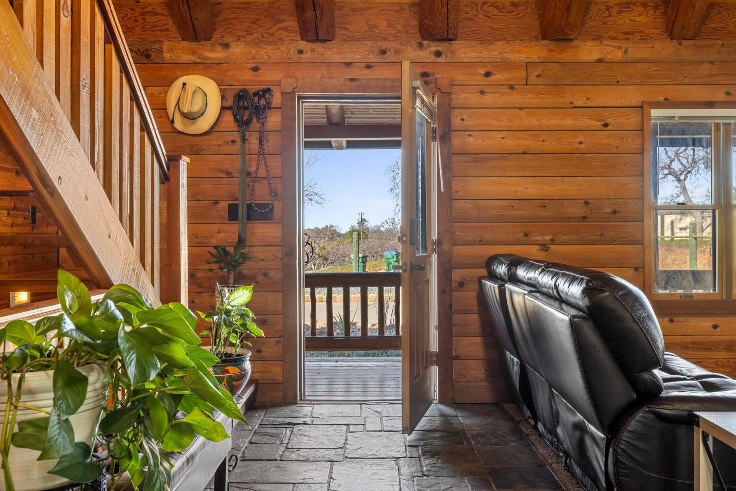 13695 Barro Ct, La Grange, CA 95329