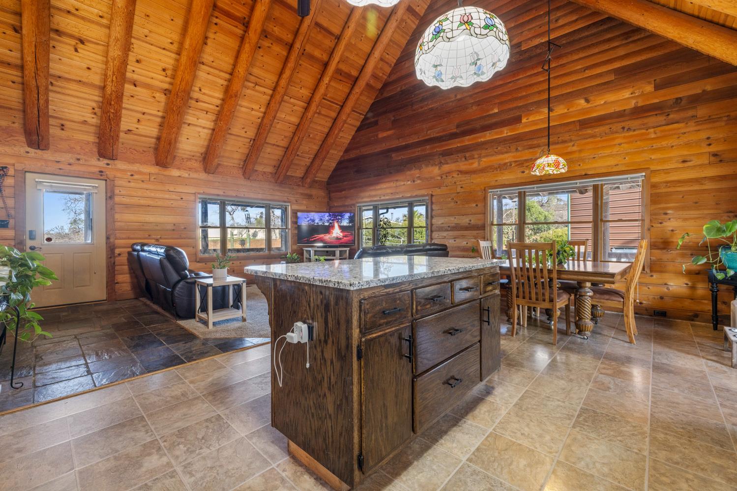 13695 Barro Ct, La Grange, CA 95329