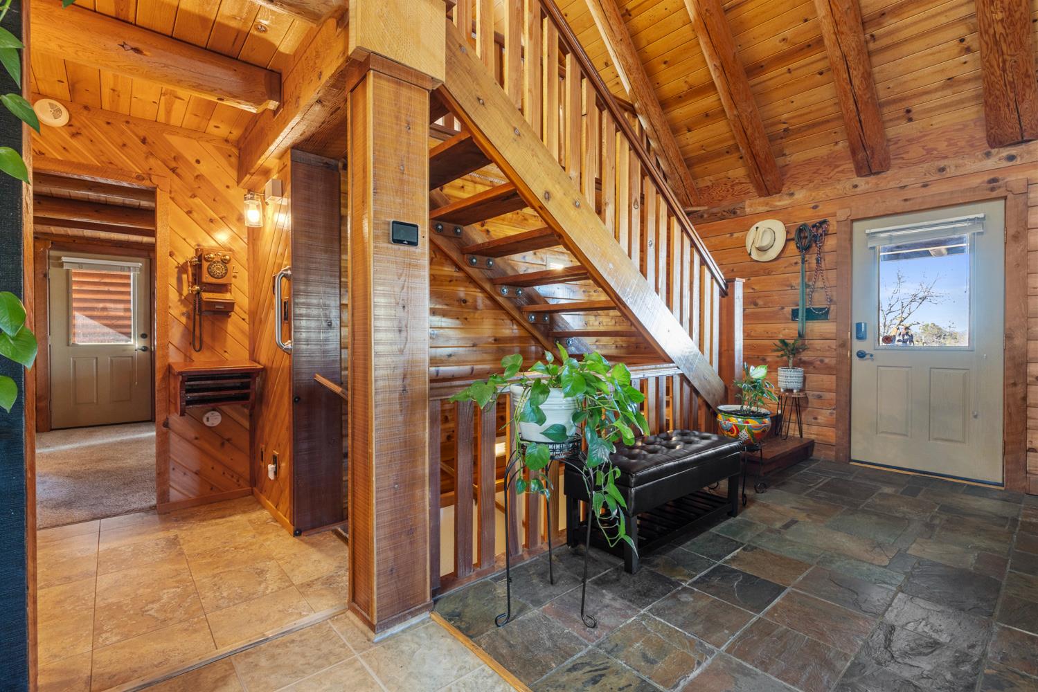 13695 Barro Ct, La Grange, CA 95329