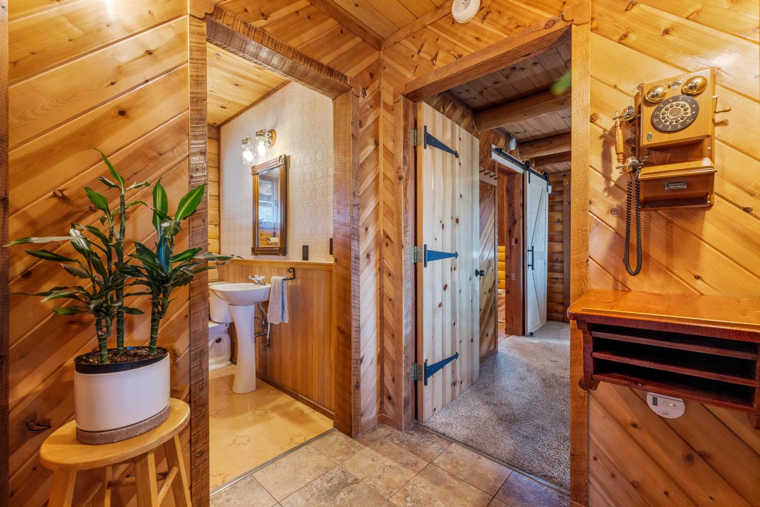 13695 Barro Ct, La Grange, CA 95329