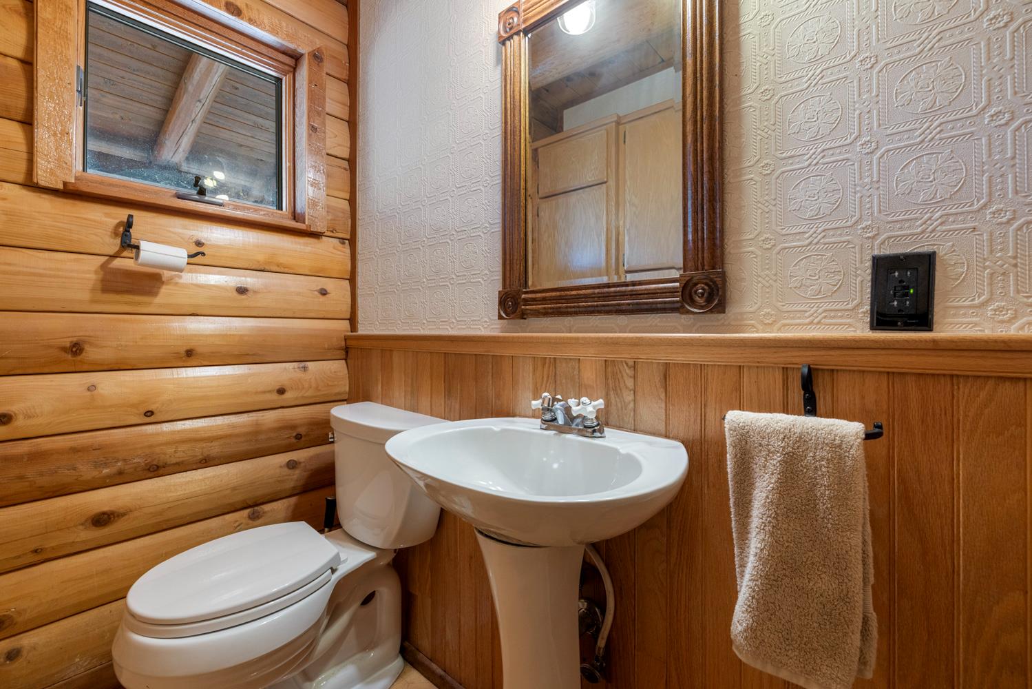 13695 Barro Ct, La Grange, CA 95329