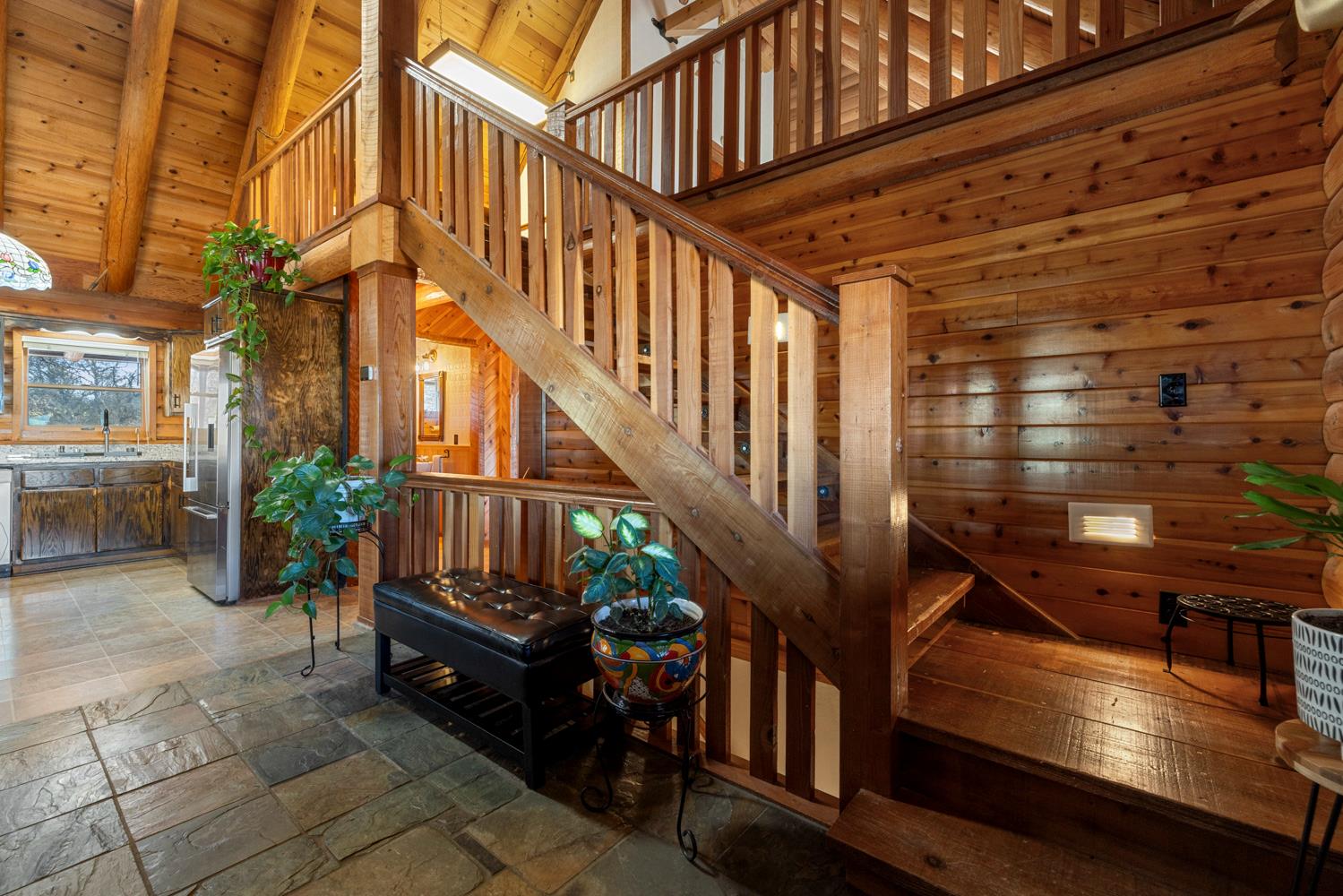 13695 Barro Ct, La Grange, CA 95329