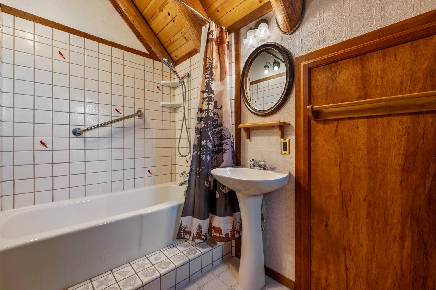 13695 Barro Ct, La Grange, CA 95329