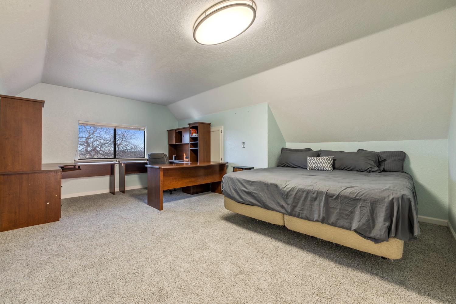 13695 Barro Ct, La Grange, CA 95329