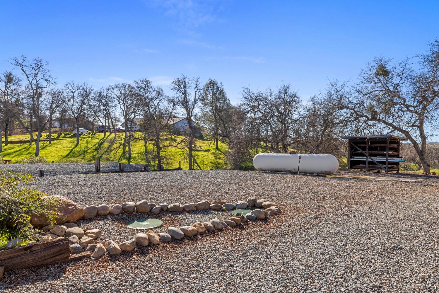 13695 Barro Ct, La Grange, CA 95329